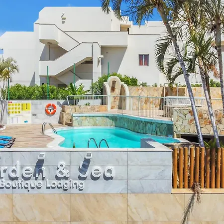 Apartment Garden & Sea Boutique By Livvo