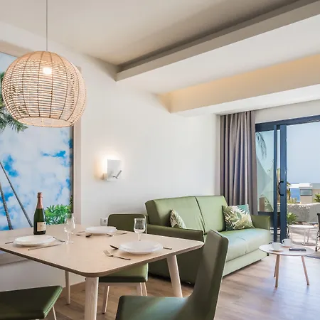 Garden & Sea Boutique By Livvo شقة *