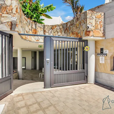 Garden & Sea Boutique By Livvo דירה *