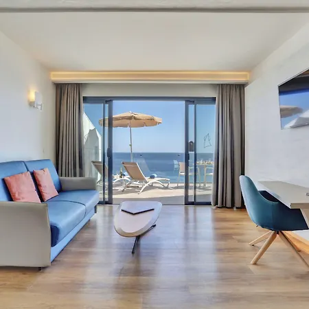 Garden & Sea Boutique By Livvo *