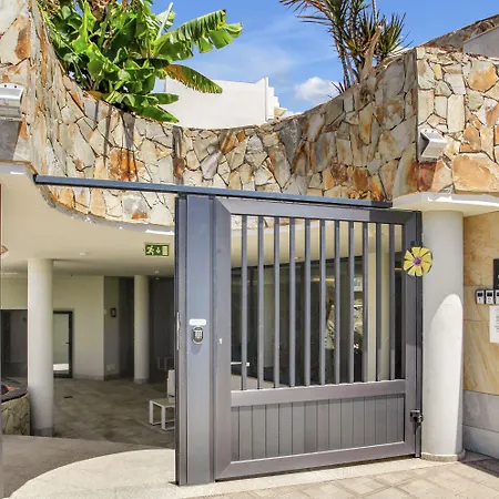 Garden & Sea Boutique By Livvo דירה *