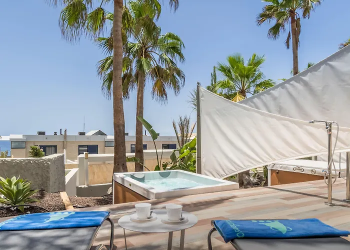 Garden & Sea Boutique By Livvo *