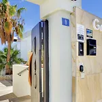 Garden & Sea Boutique By Livvo *