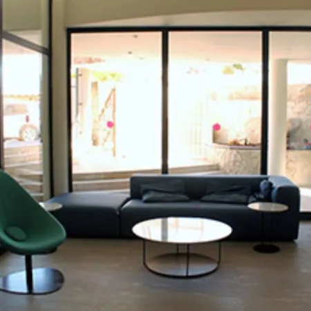 Apartment Garden & Sea Boutique By Livvo