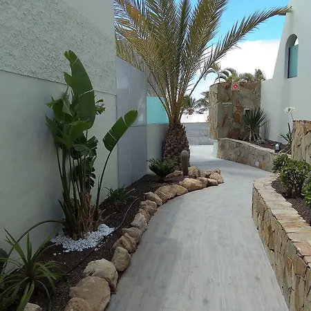 Garden & Sea Boutique By Livvo *