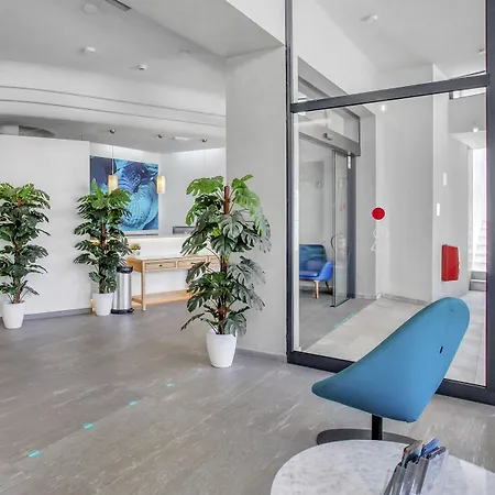 Garden & Sea Boutique By Livvo