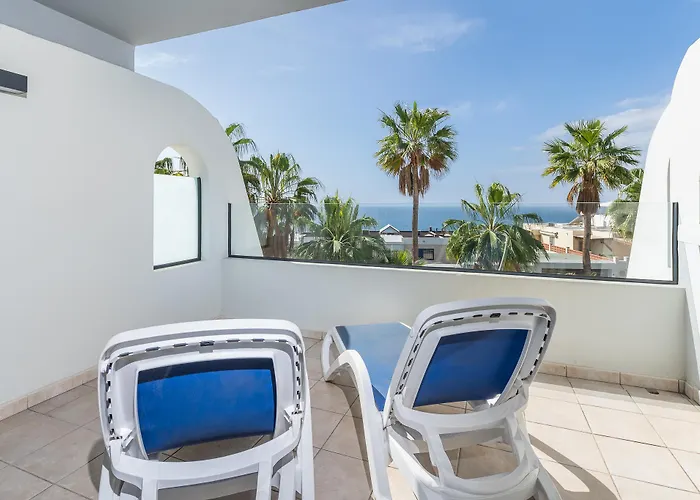 Garden & Sea Boutique By Livvo