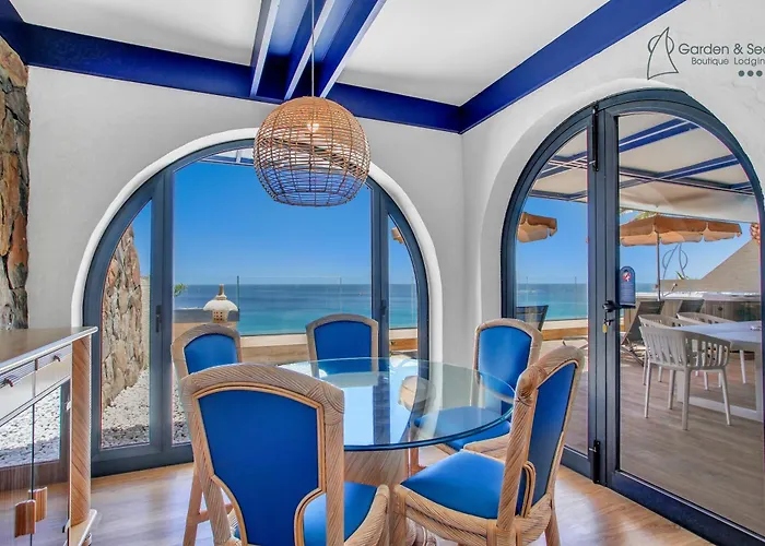 شقة Garden & Sea Boutique By Livvo *