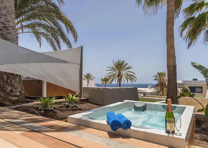 Garden & Sea Boutique By Livvo Apartment